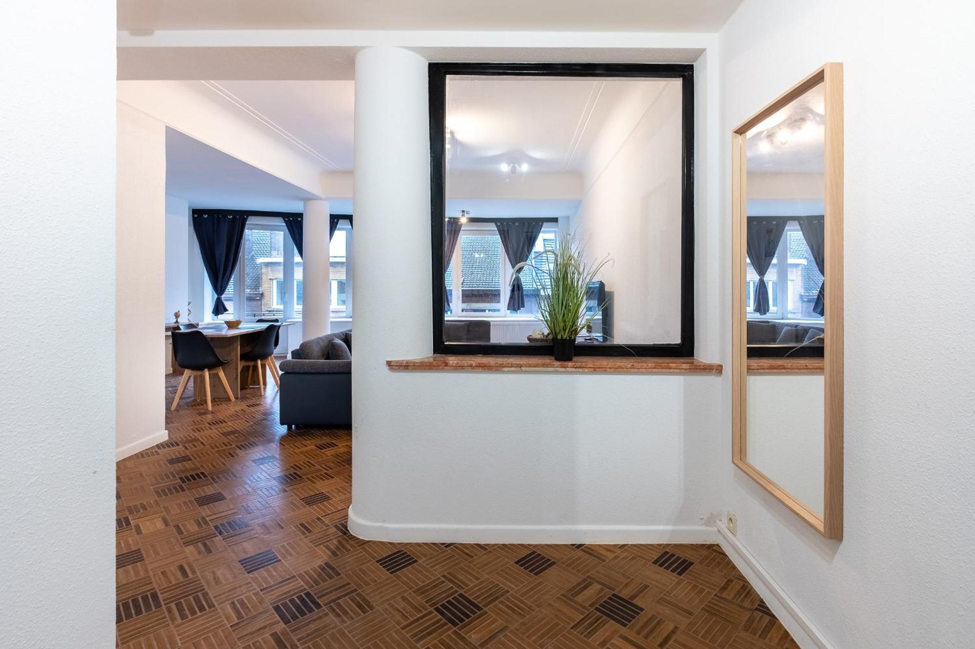 Nomad Apartments - Henin Шарлеруа Номер фото